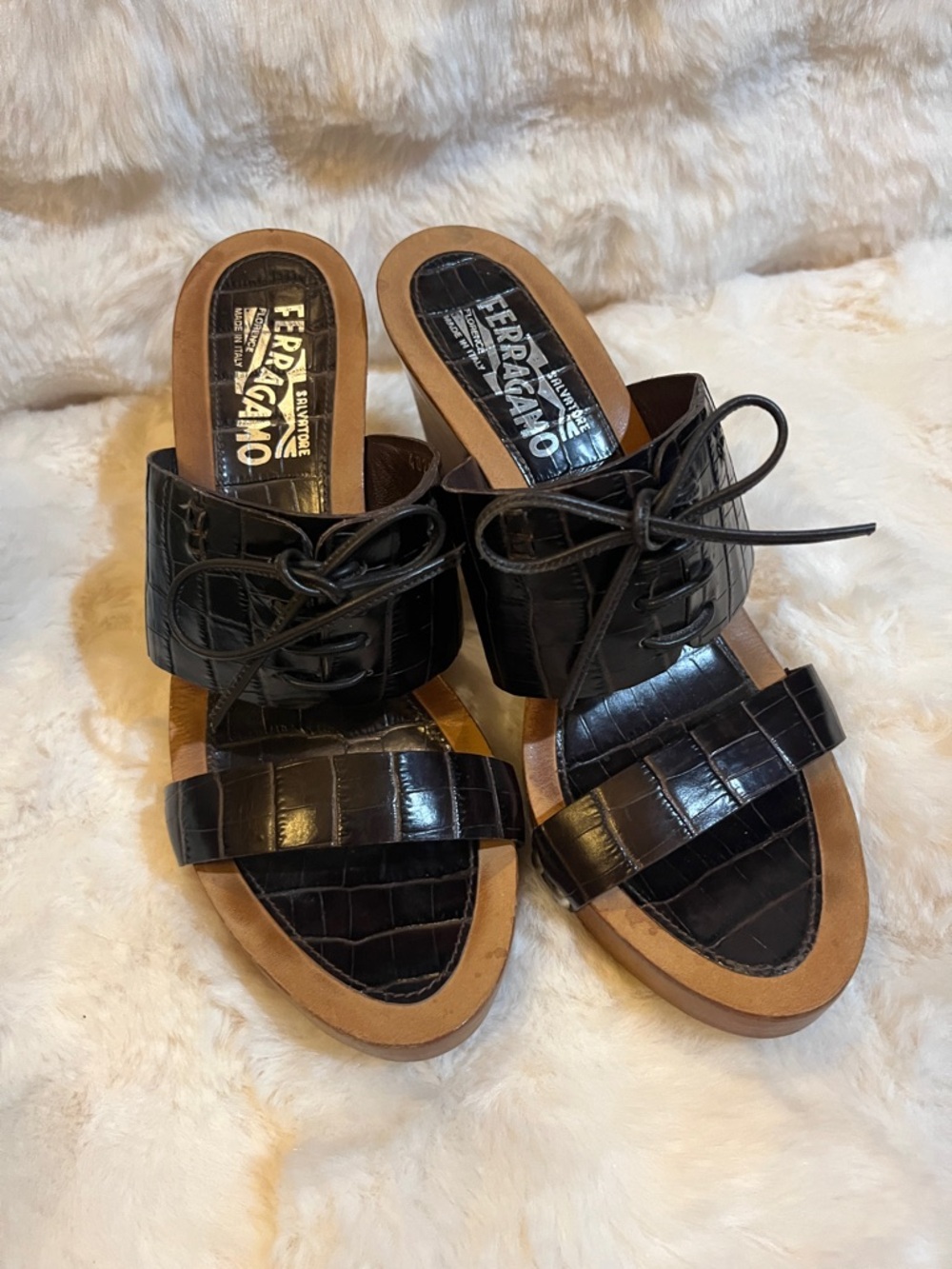 Salvatore Ferragamo Brown Croc-Embossed Leather Slide Sandals size 8